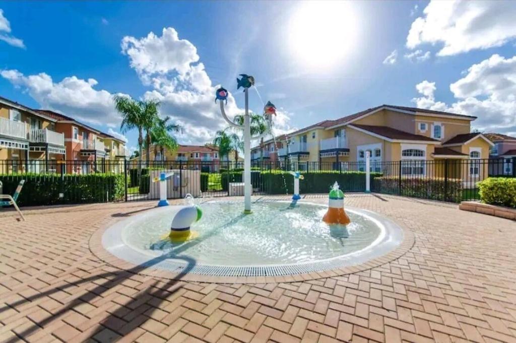 Relaxing, Private Family Home At Lake Berkley Resort, South Facing Pool, Near Disney, Seaworld Kissimmee Exterior photo